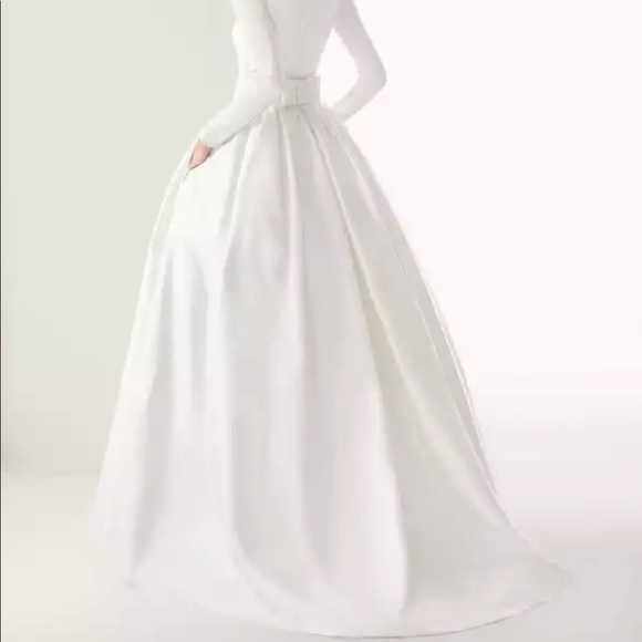 Custom Muslim LDS Modest longsleeved wedding gown - Picture 4 of 7